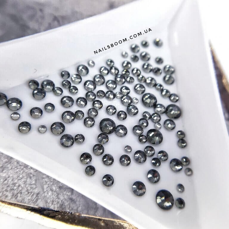 Камінці Black Diamond ss3-ss16, 100 шт