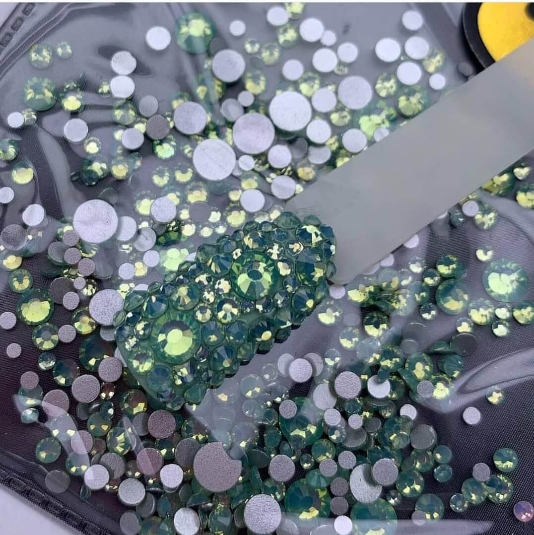 Камінці для нігтів Opal Green MIX, 720 шт