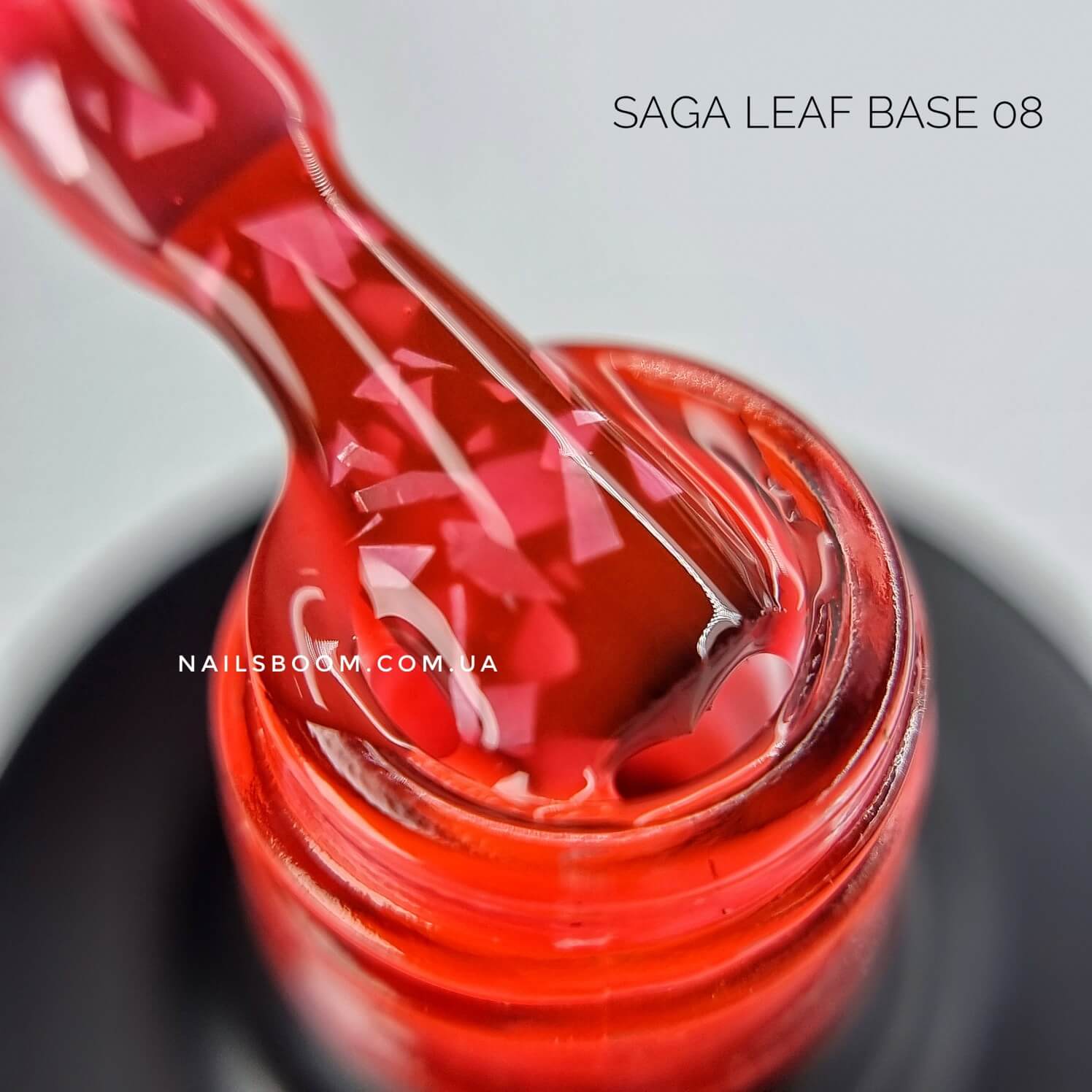Камуфлююча база з поталлю Saga Leaf 8, 9 мл
