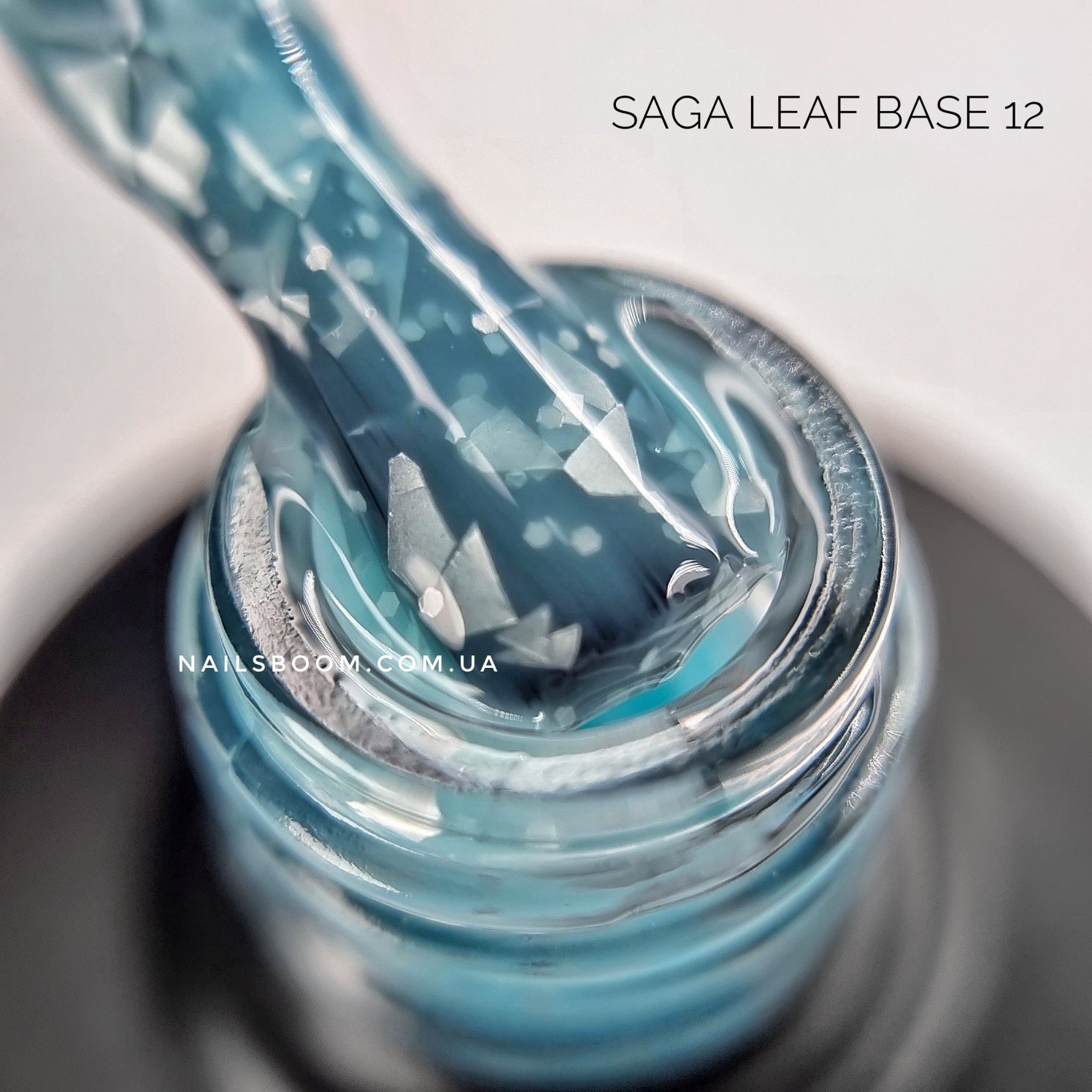 Камуфлююча база з поталлю Saga Leaf 12, 8 мл