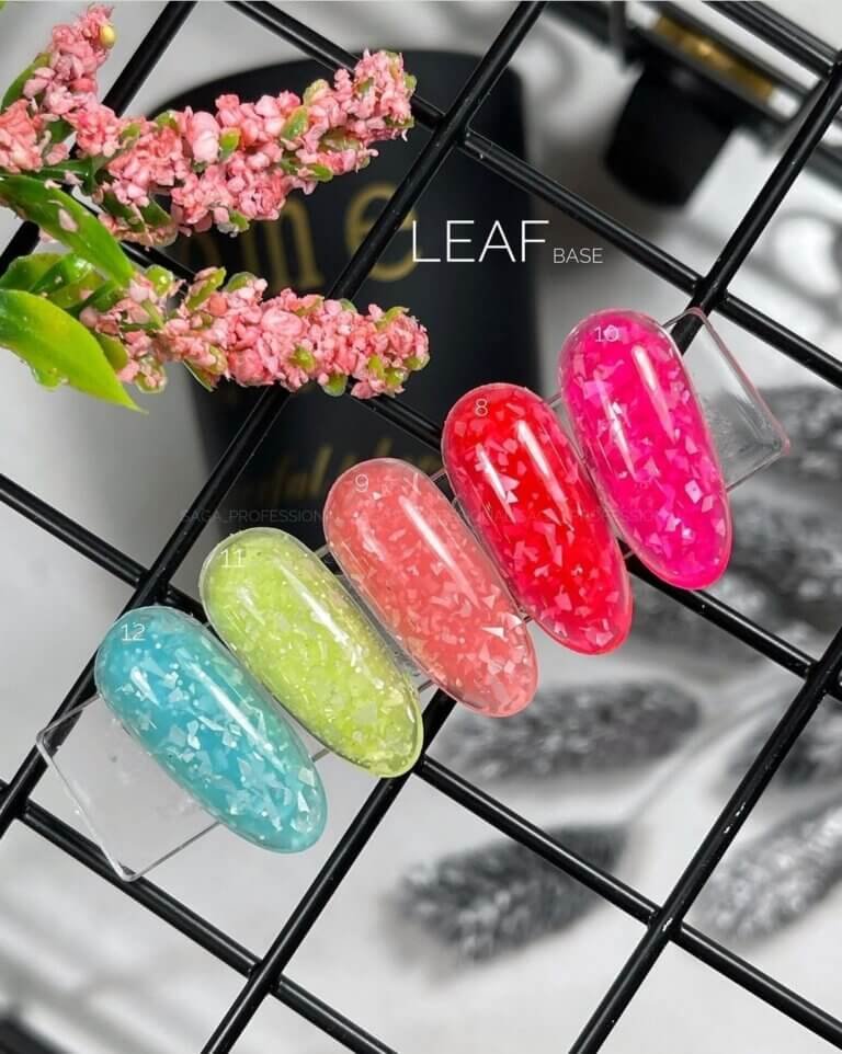 Камуфлююча база з поталлю Saga Leaf 11, 8 мл