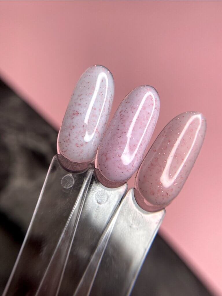 Камуфлююча база з поталлю DARK PRO BASE PINK POTAL 01, 15 мл