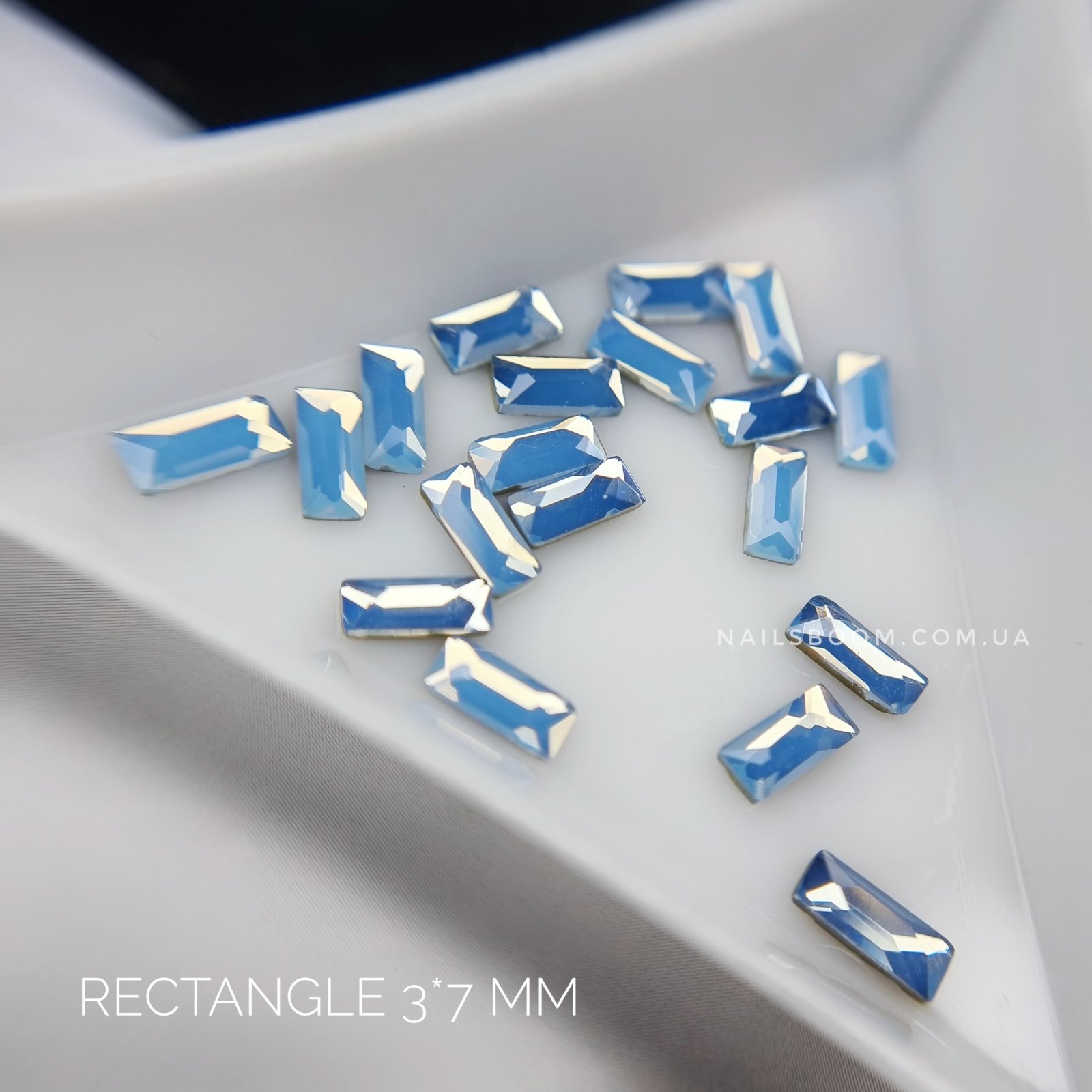 Камінці фігурні Blue Opal Rectagle 3*7 мм, 10 шт