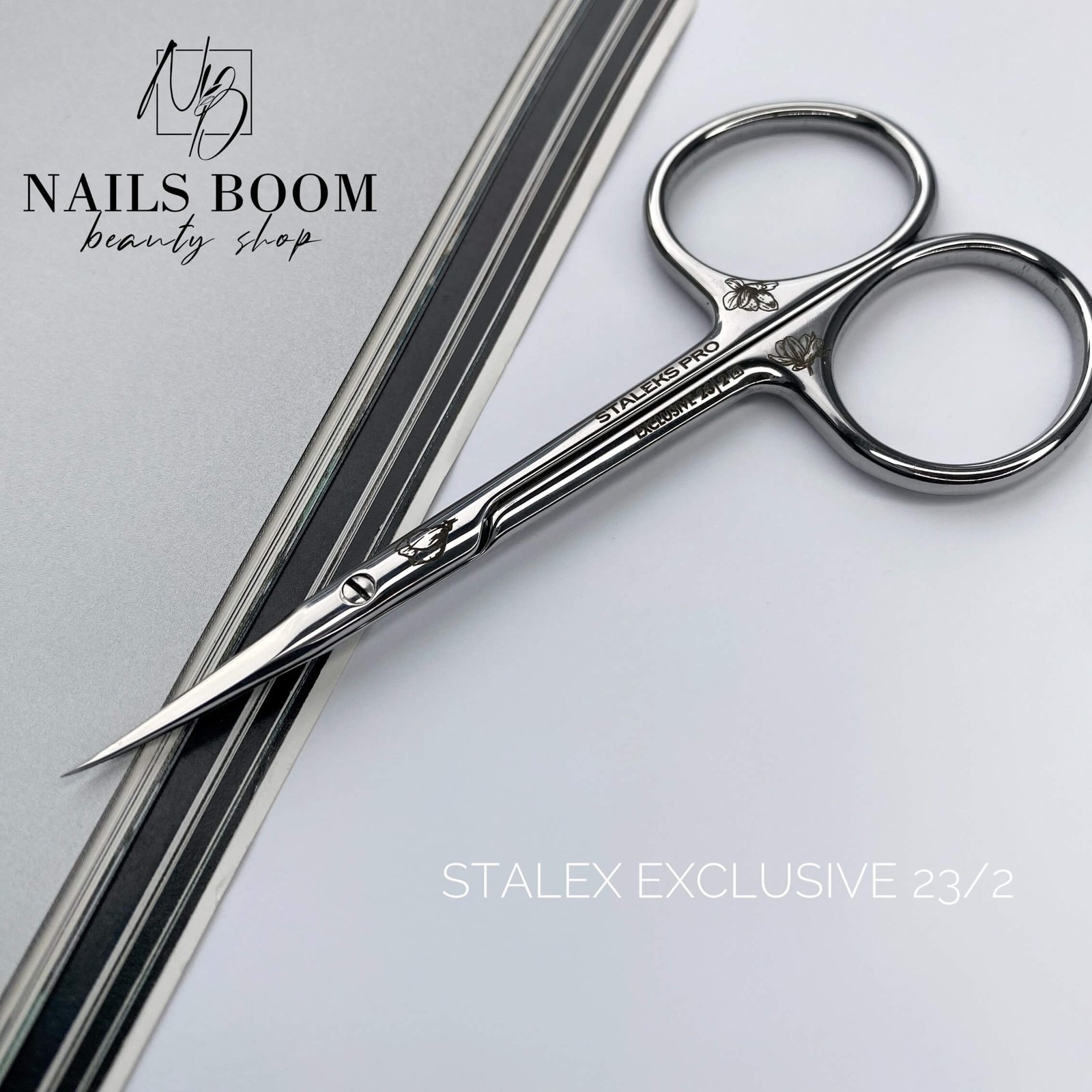 Ножиці професійні з гачком для кутикули STALEKS PRO EXCLUSIVE Magnolia SX-23/2 (лезо 23 мм)