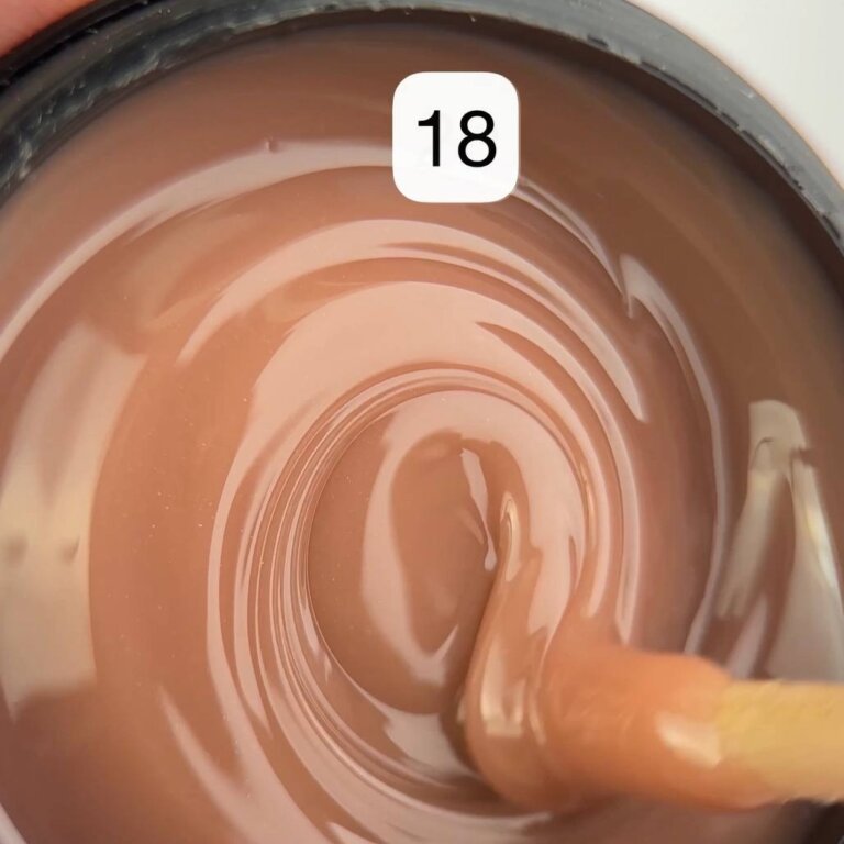 Камуфлюючий гель Danny Builder gel 18, 30 мл