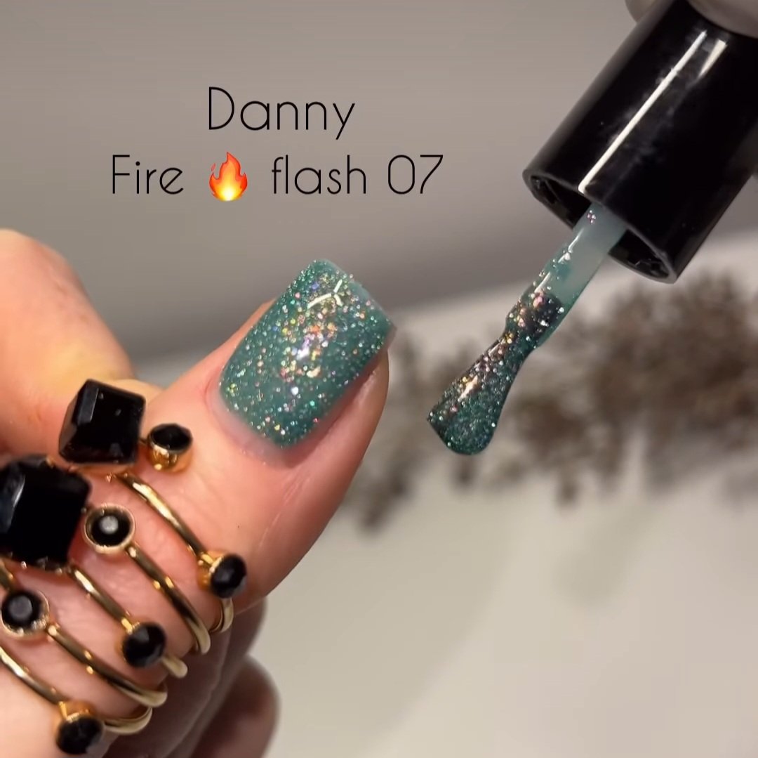 Світловідбиваючий гель-лак DANNY Flash Fire №007, 10 мл