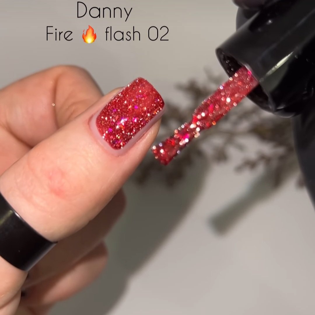 Світловідбиваючий гель-лак DANNY Flash Fire №002, 10 мл