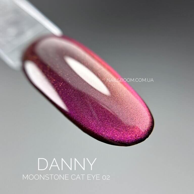 Гель-лак котяче око Danny Moonstone cat eye 02, 8 мл