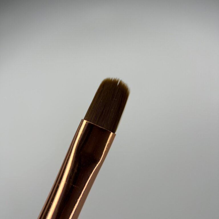 Двосторонній пензлик Nika Zemlyanikina Oval Brush 8 мм/ Flat Brush 6 мм
