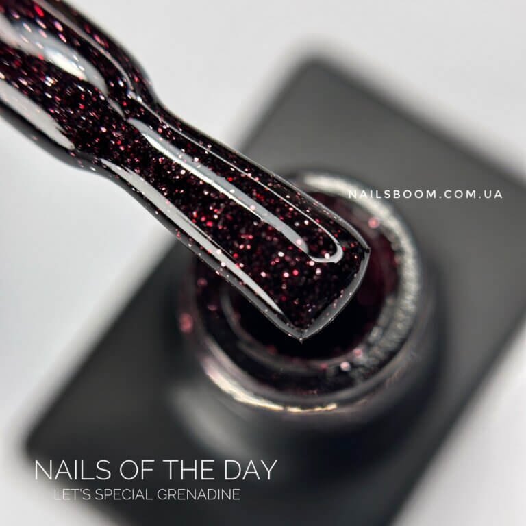 IMG_20241005_093856_030_copy_1512x1512 Світловідбиваючий гель-лак NAILS OF THE NIGHT Grenadine, 10 мл