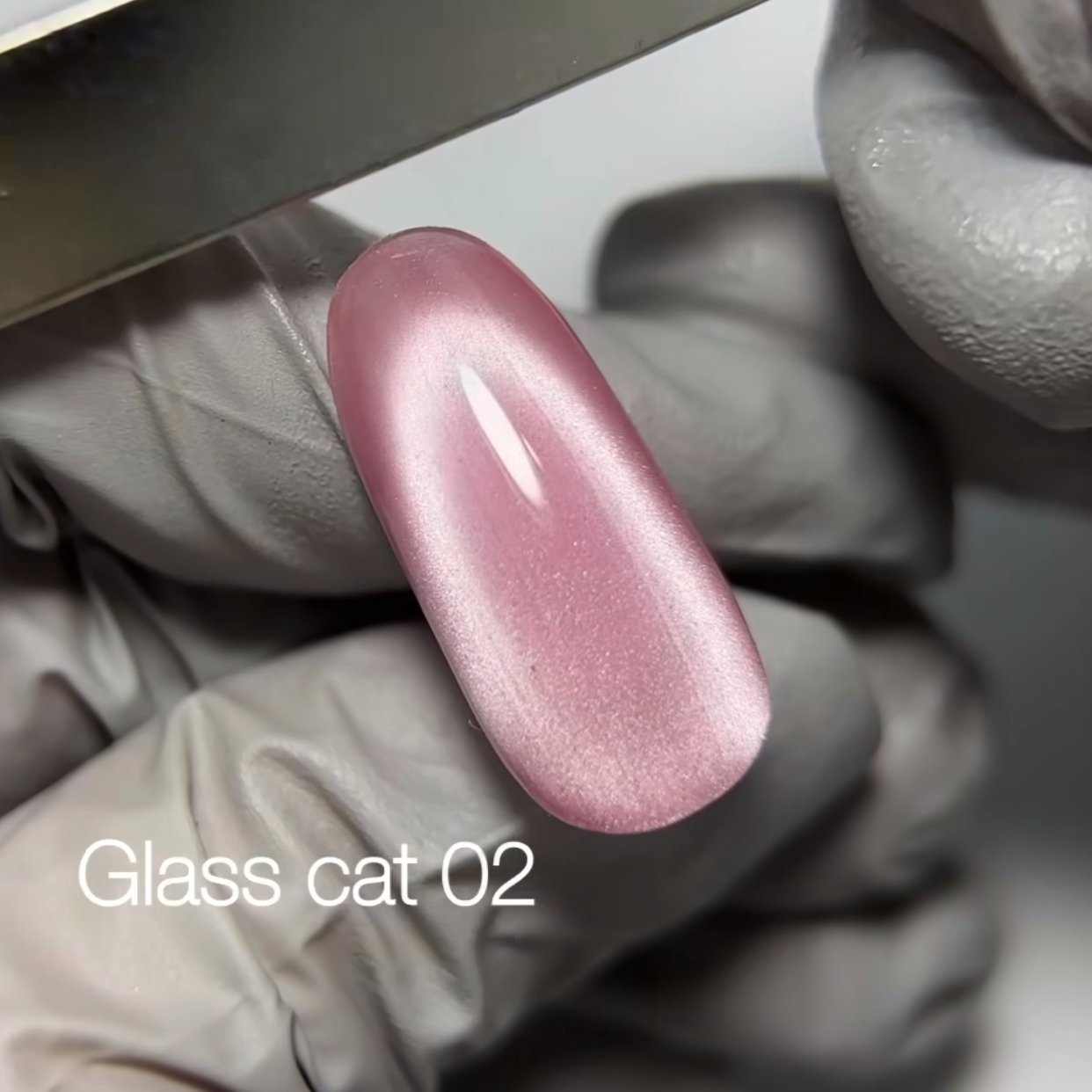 Гель-лак котяче око Danny Glass cat eye 02, 8 мл