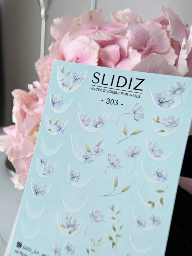 Слайдер-дизайн Slidiz 303
