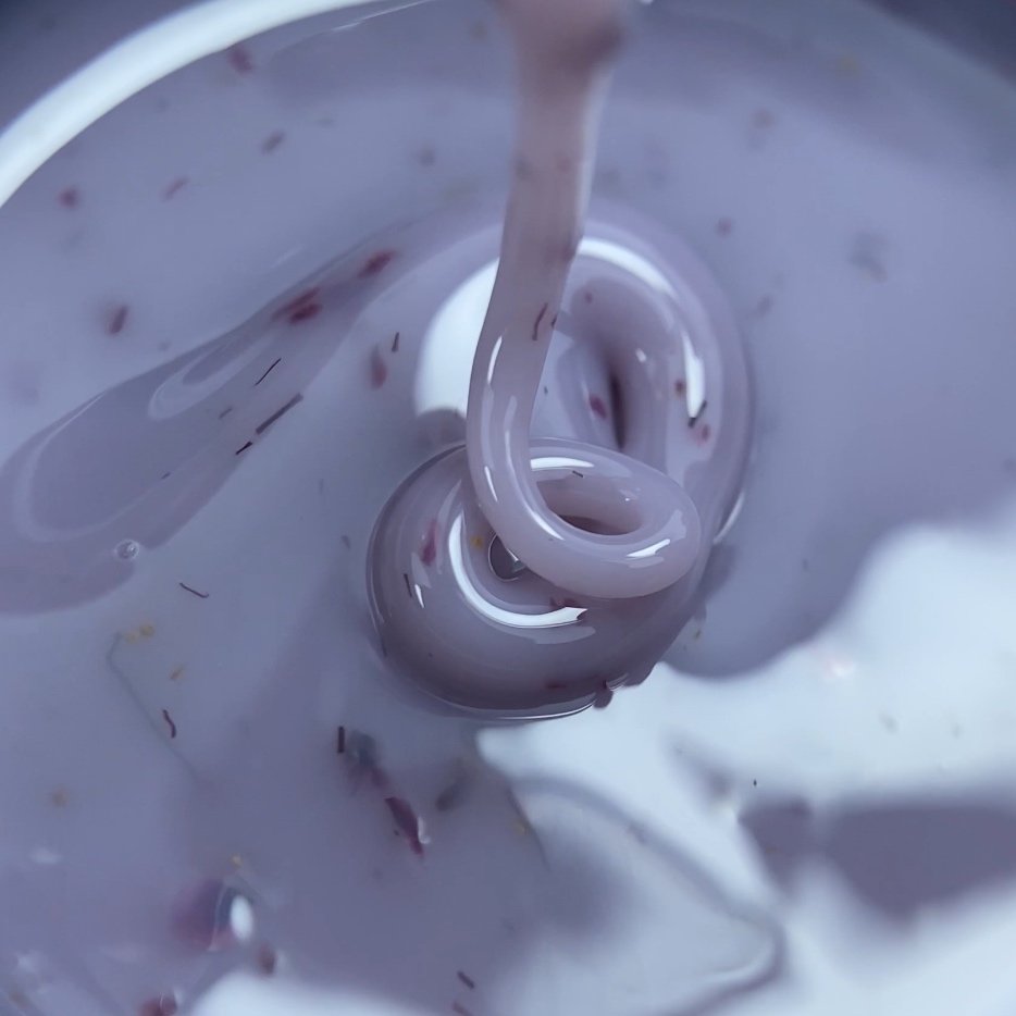 Молочний гель з сухоцвітами Miss Luna Milk Flower Gel Dark Purple, 30 мл