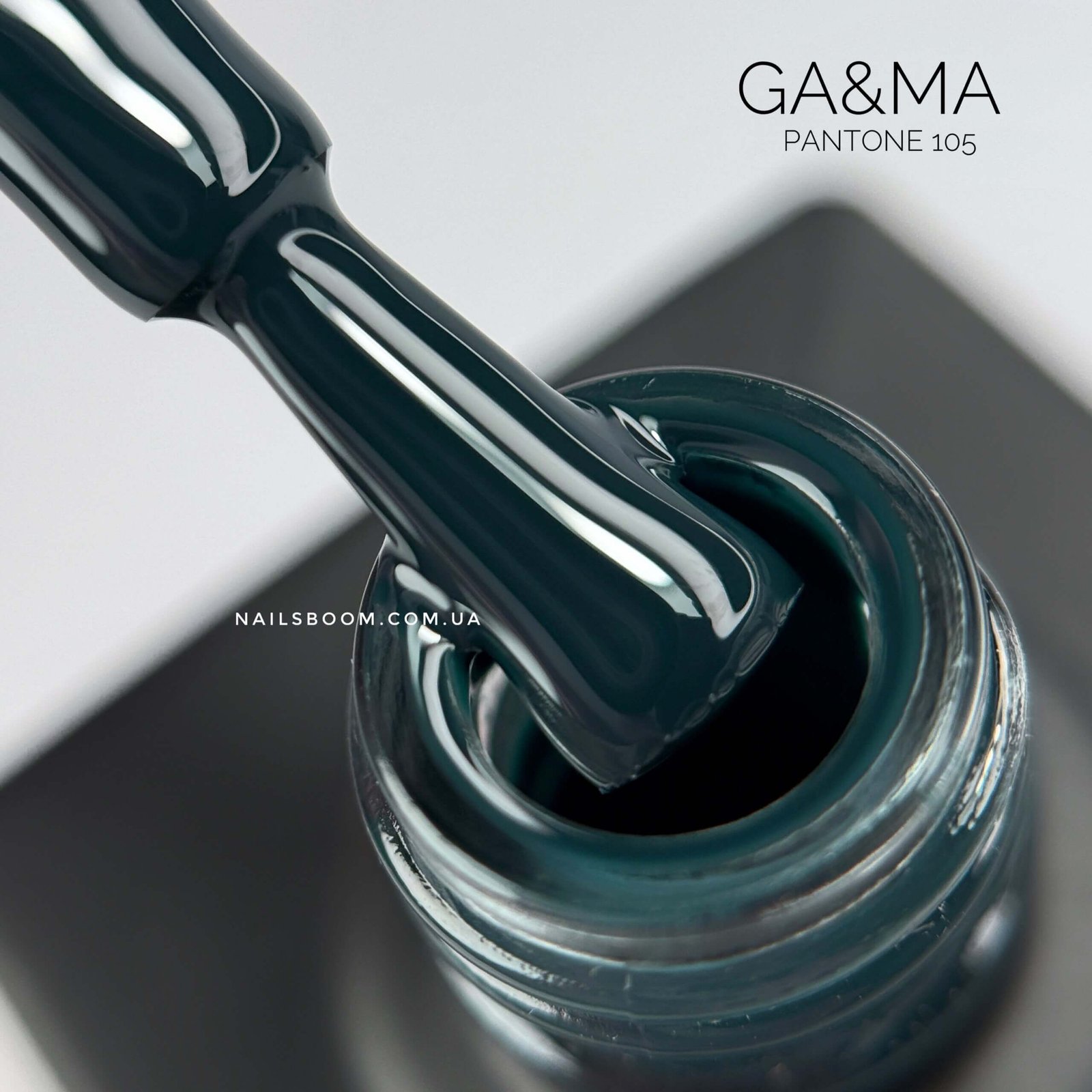 Гель-лак GA&MA Pantone collection 105, 10 мл