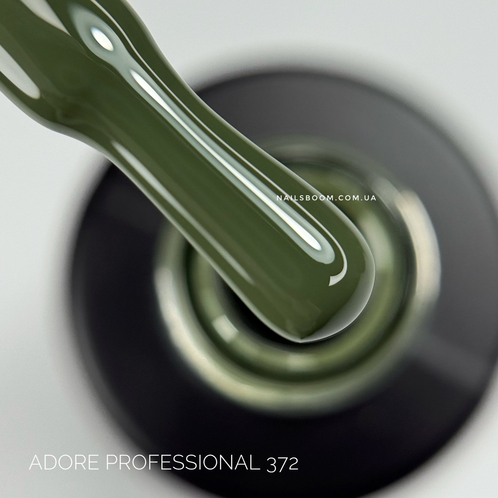 Гель-лак ADORE PROFESSIONAL 372 jade, 8 мл
