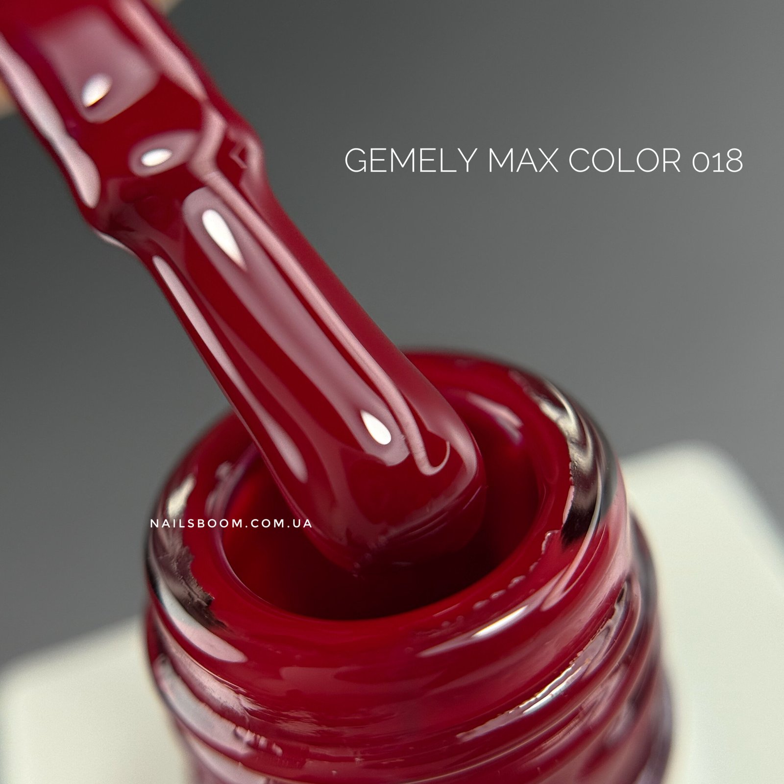 Гель-лак GEMELY Max Color 18, 10 мл