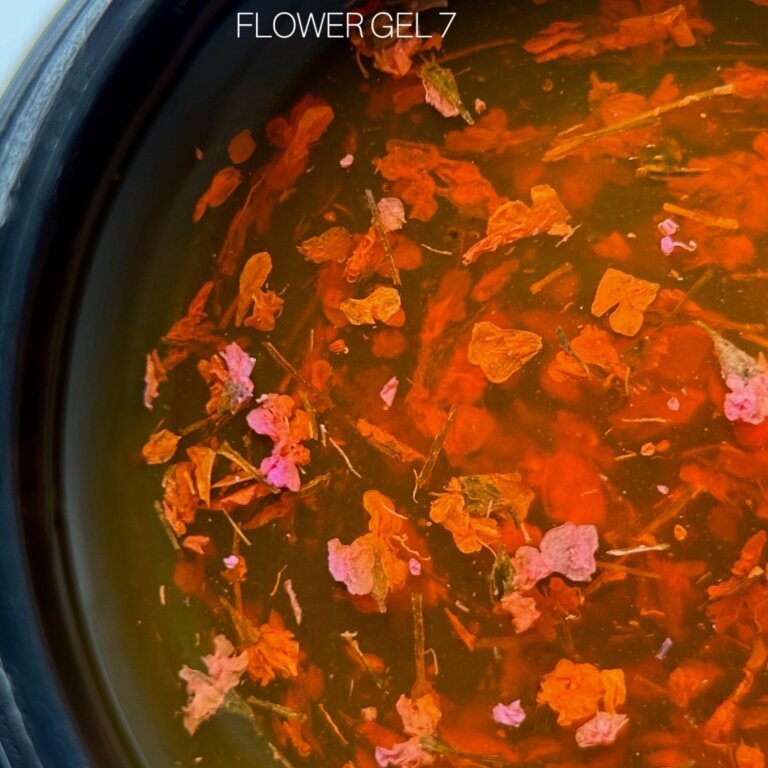 Гель-лак з сухоцвітами Saga Flower 07, 5 мл